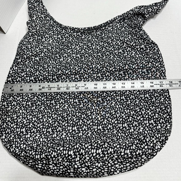 Nike Graphic Reversible Tote Black White Mesh Abstract Shoulder Bag Crossbody - Picture 7 of 10